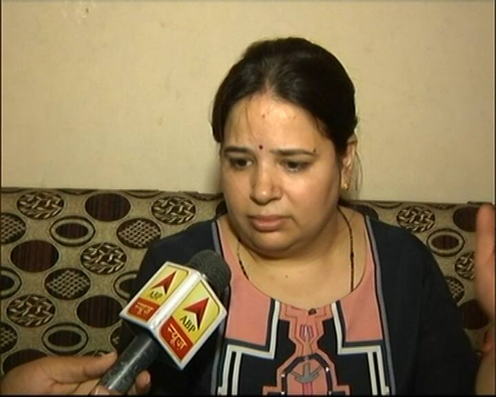 पोस्टमार्टम में शामिल डॉक्टर ने कहा- नजदीक से मारी गई थी विवेक तिवारी के सिर में गोली