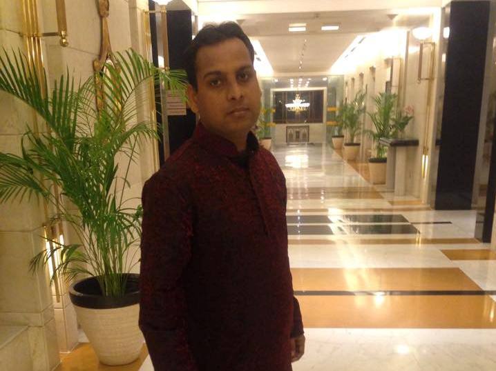 मुख्यमंत्री योगी आदित्यनाथ ने इस घटना को दुखद बताते हुए कहा कि ये कोई एनकाउंटर नहीं है. अगर जरूरत हुई तो मामले की सीबीआई जांच भी कराई जाएगी.