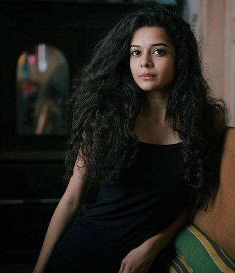 फिल्म कट्टी-बट्टी में इमरान खान की सिस्टर के रोल में नजर आ चुकी मिथि‍ला का कप सॉन्ग 2016 में जब वायरल हुआ था तो उस समय इसे 3 मिलियन लोगों ने देखा था. उसी वक्त‍ से मिथिला लाइम लाइट में है. फोटोः इंस्टाग्राम 