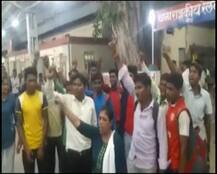 बांदा: नशेड़ी जीआरपी सिपाहियों ने खिलाड़ी छात्र-छात्राओं से की मारपीट