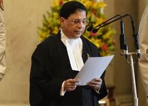 चीफ जस्टिस दीपक मिश्रा: तमाम चुनौतियों के बीच सुनाते रहे ऐतिहासिक फैसले