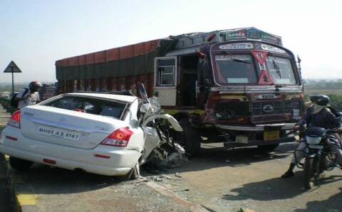 पैदल यात्रियों के लिए मौत का कुआं है देश की सड़कें, हर दिन होती है 56 लोगों की मौत पैदल यात्रियों के लिए मौत का कुआं है देश की सड़कें, हर दिन होती है 56 लोगों की मौत