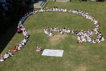 महात्मा गांधी को अमेरिकी संसद का सर्वोच्च नागरिक सम्मान दिए जाने का प्रस्ताव पेश किया गया