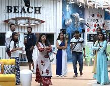 Bigg Boss 12: दीपक-उर्वशी की जोड़ी के साथ भी जुड़ा विवाद, सामने आया ये सच