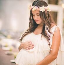 देखें एक्ट्रेस नेहा धूपिया के बेबी शॉवर की कुछ खास तस्वीरें