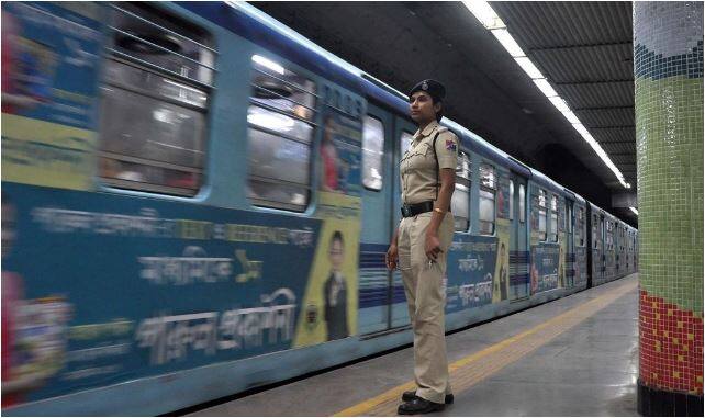 मेट्रो सेवाओं के लिए कोलकाता मेट्रो ने अलग-अलग निर्माता कंपनियों से 40 एयर कंडीशंड बोगियों का ऑर्डर दिया है. फोटो-फ्री गूगल इमेज