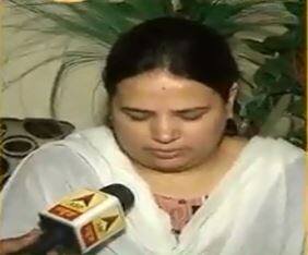 vivek Tiwari murder case: wife kalpana raised questions on people who supported the accused cop on Social Media विवेक तिवारी हत्याकांड: पत्नी कल्पना ने उठाए आरोपी सिपाही का समर्थन कर रहे लोगों पर सवाल