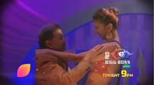 बिग बॉस ने अनूप को दिया जसलीन से इश्क फरमाने का मौका, घुटनों पर झुक कर अनूप बोले, \'लव यू\'