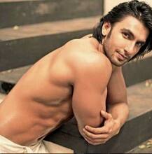 रणवीर सिंह ने वोग मैगजीन के लिए करवाया हॉट फोटोशूट