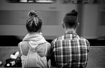 OMG! ब्वॉयफ्रेंड के गंदे पैर देखकर उसे छोड़कर चली गई लड़की