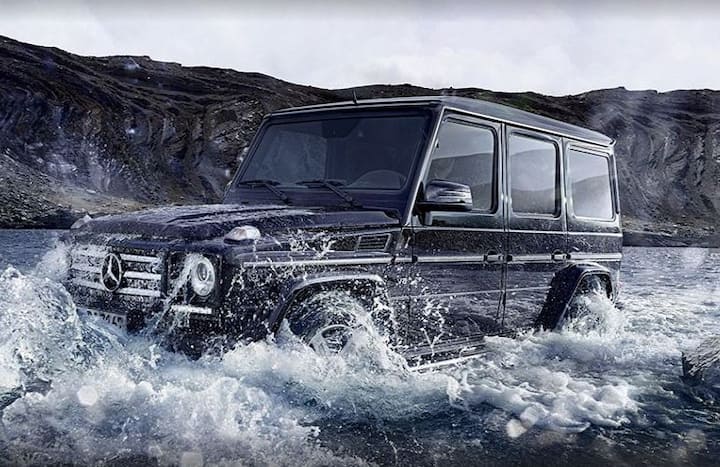 भारतीय इकाई के वाइस प्रेसिडेंट माइकल ज़ोप के मुताबिक, यह एमजी जी 63 का 10 वां प्रोडक्ट है. उन्होंने आगे कहा कि हम इसे त्योहारों के मानसून में लॉन्च करके बहुत उत्साहित हैं. तस्वीर: मर्सिडीज