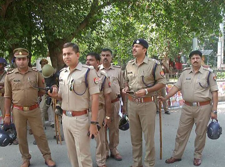 three arrested in allahabad central university violence case युनिवर्सिटी हिंसा मामले में एबीवीपी के एक दर्जन कार्यकर्ताओं के खिलाफ एफआईआर, तीन गिरफ्तार