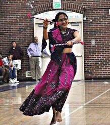 नवरात्रि 2018: गरबा करने के ये फायदे जानेंगे तो आप भी करने लगेंगे गरबा