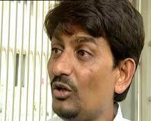 गुजरात हिंसा: आरोपों पर रो पड़े कांग्रेस MLA अल्पेश, कहा- गुनहगार हूं तो सरकार जेल में डाल दें