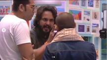 Bigg Boss 12: दीपक के गाली देने पर फूटा सौरभ का गुस्सा, दोनों हुए हाथापाई पर उतारू