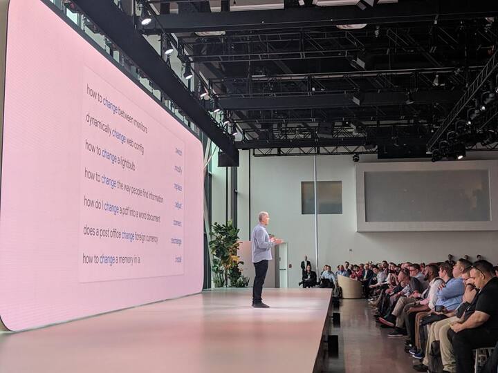 दोनों फोन 4 जीबी रैम और 64 जीबी/ 128 जीबी के स्टोरेज के साथ आते हैं.