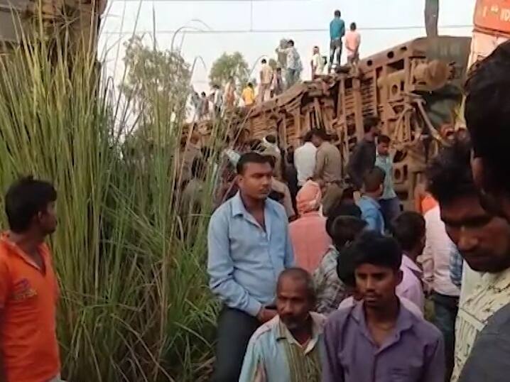 इस हादसे में साजिश की भी आशंका जताई जा रही है और एटीएस की टीम को भी मौके पर भेजा गया है. एटीएस की टीम इस बात की जांच करेगी कि कहीं ये कोई आतंकी गतिविधि तो नहीं.