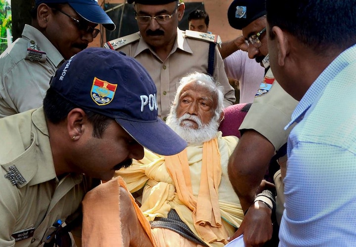 Swami Sanand, who sought special law for cleanliness in Ganga, died after 111 days of fast. गंगा सफाई के लिए 111 दिन से अनशन पर बैठे मशहूर पर्यावरणविद जीडी अग्रवाल का निधन
