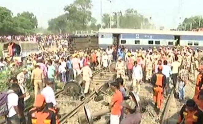 जनता को बुलेट ट्रेन का ख्वाब दिखाने वाले रेल लाइनों के रखरखाव में नाकाम: आरएलडी RLD targeted PM Narendra Modi govt over Farakka Express accident case जनता को बुलेट ट्रेन का ख्वाब दिखाने वाले रेल लाइनों के रखरखाव में नाकाम: आरएलडी