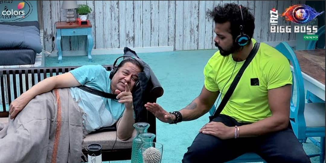 Bigg Boss 12: श्रीसंत ने किया फैसला, दिखाएंगे पूरी दुनिया को दीपिका और नेहा का असली चेहरा Bigg Boss 12: Sreesanth decides to expose Dipika Kakar and Nehha Pendse's true face Bigg Boss 12: श्रीसंत ने किया फैसला, दिखाएंगे पूरी दुनिया को दीपिका और नेहा का असली चेहरा