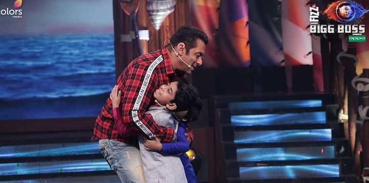 सलमान खान ने वीकेंड का वार एपिसोड को एंटरटेनिंग बनाने के लिए इंडिया गॉट टैलेंट के सितारों को भी बिग बॉस की स्टेज पर बुलाया. इन सितारों ने आकर बिग बॉस के घर में सबको खूब हंसाया.