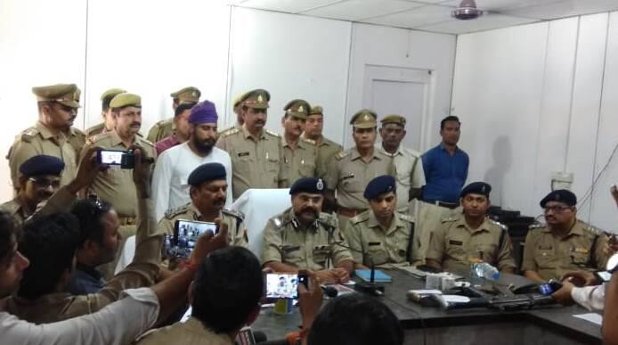 punjab leader on target of gang who looted shamli police rifles पंजाब के एक बड़े नेता की हत्या में होना था शामली पुलिस की लूटी बंदूकों का इस्तेमाल