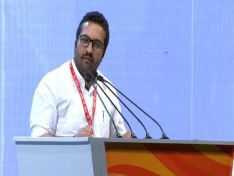 महिला कार्यकर्ता की बहन को रात में होटल में आने का दबाव डालना पड़ा महंगा, NSUI अध्यक्ष फिरोज खान का इस्तीफा महिला कार्यकर्ता की बहन को रात में होटल में आने का दबाव डालना पड़ा महंगा, NSUI अध्यक्ष फिरोज खान का इस्तीफा