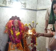 अपने आप में अनोखा है मां जंगली देवी का मंदिर, यहां ईंट चढ़ाने से पूरी होती हैं सारी मनोकामनाएं