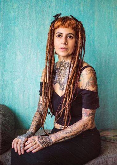 बिग बॉस 6 की कंटेस्टेंट और हेयर स्टाइलिस्ट सपना भवनानी ने भी इस बात का स्वीकार किया था कि जब वे 24 साल की थीं तो क्रिसमस इव पर गनप्वॉइंट पर शिकागो में उनका गैंगरेप हुआ था. फोटोः इंस्टाग्राम