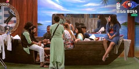 Bigg Boss 12, Day 30: अनूप जलोटा ने किए जसलीन से तीखे सवाल, घर से जाना चाहते हैं श्रीसंत Bigg Boss 12, Day 30: अनूप जलोटा ने किए जसलीन से तीखे सवाल, घर से जाना चाहते हैं श्रीसंत