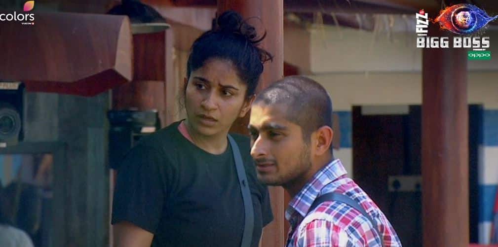 Bigg Boss 12: शो जीतने के लिए किसी भी हद तक जा सकते हैं दीपक ठाकुर, देखें वीडियो In a viral video Deepak revels he is ready to do anything to win bigg boss 12 Bigg Boss 12: शो जीतने के लिए किसी भी हद तक जा सकते हैं दीपक ठाकुर, देखें वीडियो