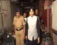 पुणे: सबरीमला मुद्दे पर पीएम से मिलने शिरडी जा रहीं तृप्ति देसाई हिरासत में