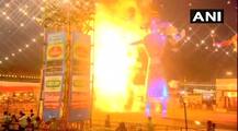 In Pics: दिल्ली के रामलीला मैदान में रावण दहन