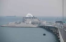 दुनिया का सबसे लंबा पुल हॉन्ग-कॉन्ग के झुहाई-मकाऊ में हुआ शुरु, देखें तस्वीरें