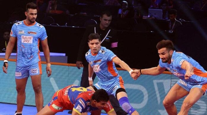 Pro Kabaddi League 2018: यूपी योद्धा और बंगाल वॉरियर्स के बीच 40-40 के स्कोर  से हुआ टाई