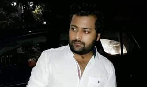 UP: विधान परिषद चेयरमैन के बेटे की संदिग्ध हालात में मौत, हत्या के आरोप में मां गिरफ्तार UP: विधान परिषद चेयरमैन के बेटे की संदिग्ध हालात में मौत, हत्या के आरोप में मां गिरफ्तार