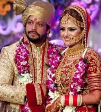 इश्कबाज फेम एक्ट्रेस विविधा कृति ने अपने बचपन के दोस्त वरूण से 15 मार्च को शादी रचाई. फोटोः इंस्टाग्राम 