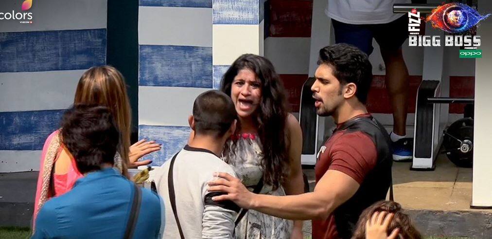 after eviction Saurabh says deepak only make friends for his benifits, Bigg Boss 12 बिग बॉस 12: घर के बाहर आते ही सौरभ ने खोले राज, दीपक पर लगाए गंभीर आरोप