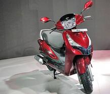 हीरो ने दो वेरिएंट में लॉन्च किया अपना 125cc वाला स्कूटर डेस्टिनी