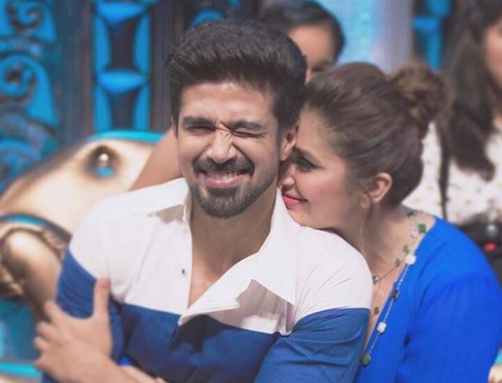 अपने भाई और अभिनेता साकिब के साथ अपनी साझेदारी के बारे में हुमा ने कहा,