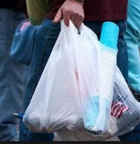 Bihar: ban on manufacture, sale and use of polythene carry bags from October 25 बिहार: 25 अक्टूबर से प्लास्टिक बैग बैन, इस्तेमाल करने पर पांच साल की जेल और जुर्माना