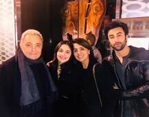 न्यूयॉर्क में इलाज करवा रहे ऋषि कपूर संग आलिया की तस्वीरें आईं सामने, रणबीर भी दिखे साथ