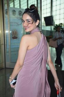 Spotted: मुंबई एयरपोर्ट पर मिस वर्ल्ड मानुषी छिल्लर ने अपने अंदाज में मोह लिया दिल, देखें