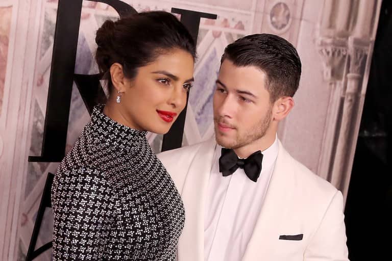 Nick Jonas gifted Beverly Hills mansion worth $6.5 million before wedding In Pics: निक जोनास ने शादी से पहले प्रियंका चोपड़ा के लिए खरीदा आलीशान घर, कीमत जान रह जाएंगे हैरान