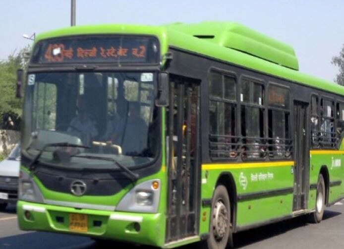 Delhi: Trial of contactless ticketing system begins in all DTC buses दिल्ली: कोरोना के बीच DTC बसों में ई-टिकटिंग का ट्रायल, App से मिल रहे हैं टिकट