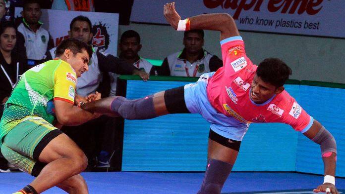 Pro Kabaddi League 2018: अपने पांचवें मैच में पटना पायरेट्स ने जयपुर पिंक पैंथर्स को 41-30 से दी शिकस्त