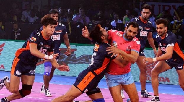 Pro Kabaddi League 2018: बंगाल वॉरियर्स ने जयपुर पिंक पैंथर्स को हराकर हासिल की टॉप पोजिशन