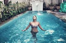 सिगरेट पीते हुए तस्वीर की शेयर तो फैंस ने बता दिया Bad Mom, एक्ट्रेस ने दिया करारा जवाब