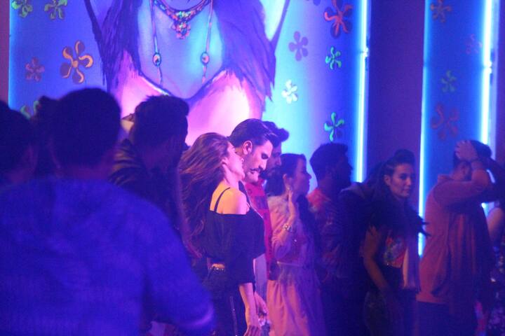 आपको बता दें कि इस फिल्म में रणवीर सिंह एक पुलिसवाले के किरदार में हैं. (तस्वीर: मानव मंगालनी)