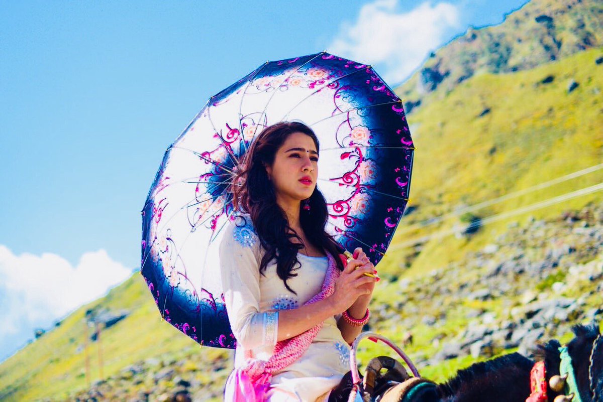 Kedarnath First Poster Starrer Sara Ali Khan And Sushant Singh Rajput